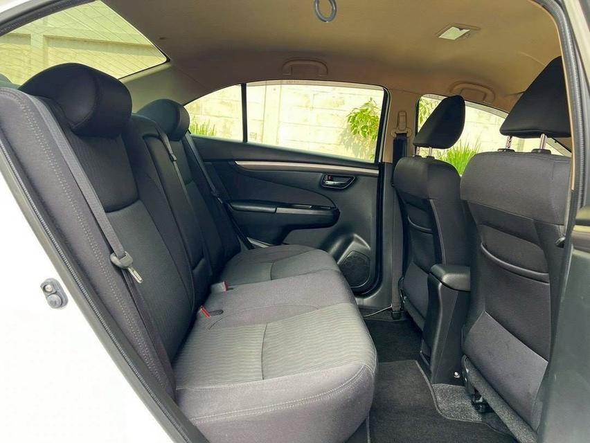 Ciaz ปี 2016 รุ่น GLX 1.25L CVT TOP รูปที่ 8