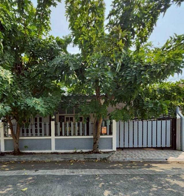 หมู่บเานสินทวีท่าข้าม4 8