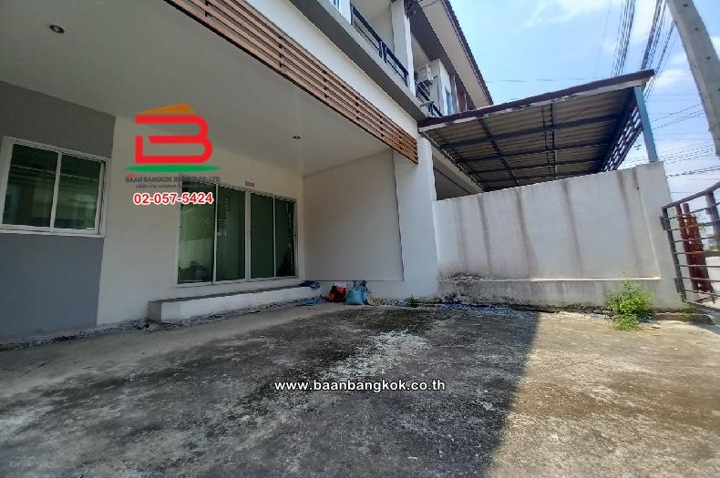 ทาวน์โฮม โครงการ ราชพฤกษ์ สุวรรณภูมิ-ลาดกระบัง เนื้อที่ 22.5 ตารางวา ซอยฉลองกรุง 61 แขวงลำปลาทิว เขตลาดกระบัง กรุงเทพมหานคร