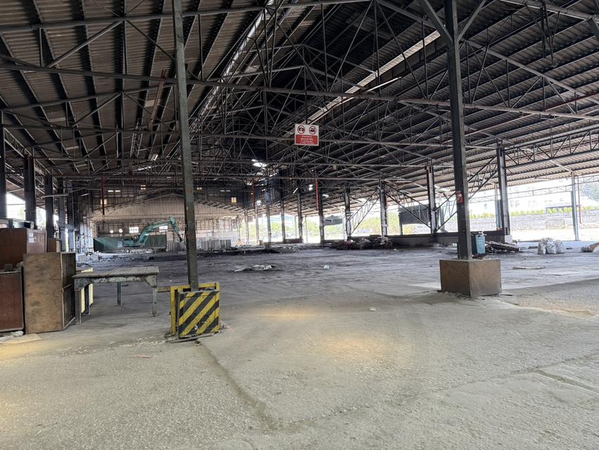 ขายที่ดิน สมุทรปราการ ด่วนนนนน  บริษัท แก้วปราการ จำกัด ติดถนน แพรกษา  ขนาด 22 ไร่ 2 งาน 96 ตรว.(9,096 ตรว.) 11