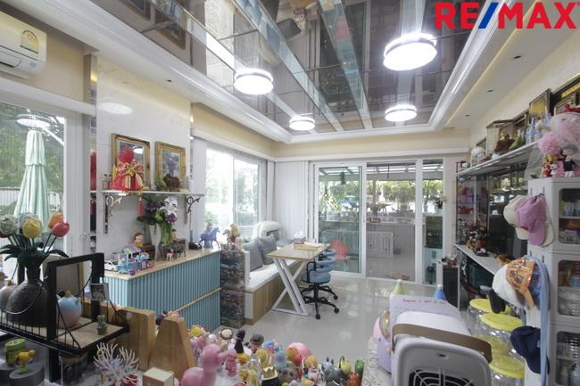 บ้านเดี่ยวคาซ่าวิลล์สุขุมวิท103 Casa Ville Sukhumvit 103 ตกแต่งต่อเติมพร้อมอยู่ 71.7ตารางวา บ้านตัวอย่าง บ้านรุ่นใหญ่ หน้าบ้านไม่มีบ้านตรงข้าม บ้านมุม 6