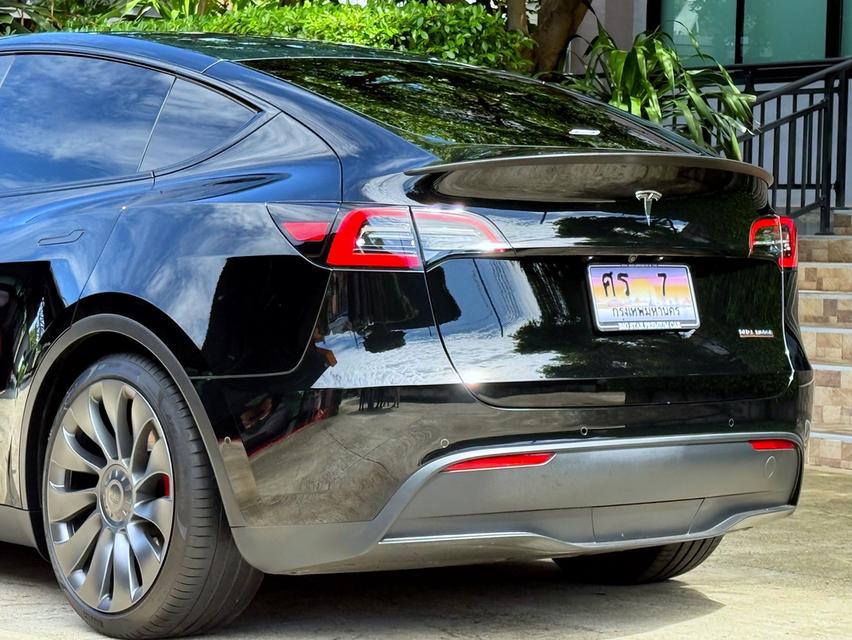 2024 TESLA MODEL Y PERFORMANCE รถมือเดียวออกป้ายแดง รถวิ่งน้อยเพียง 28,000 กม เข้าศูนย์ตลอด รถไม่มีอุบัติเหตุครับ รูปที่ 9