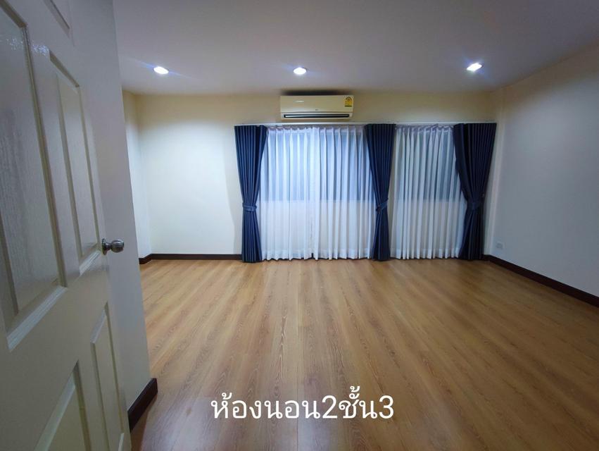 ให้เช่าโฮมออฟฟิศ4ชั้น ติดห้างดังย่านศรีนครินทร์ 19