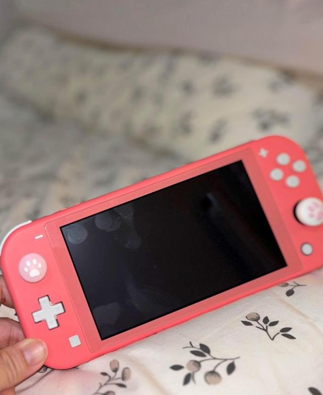 ขาย Nintendo switch lite สภาพดี