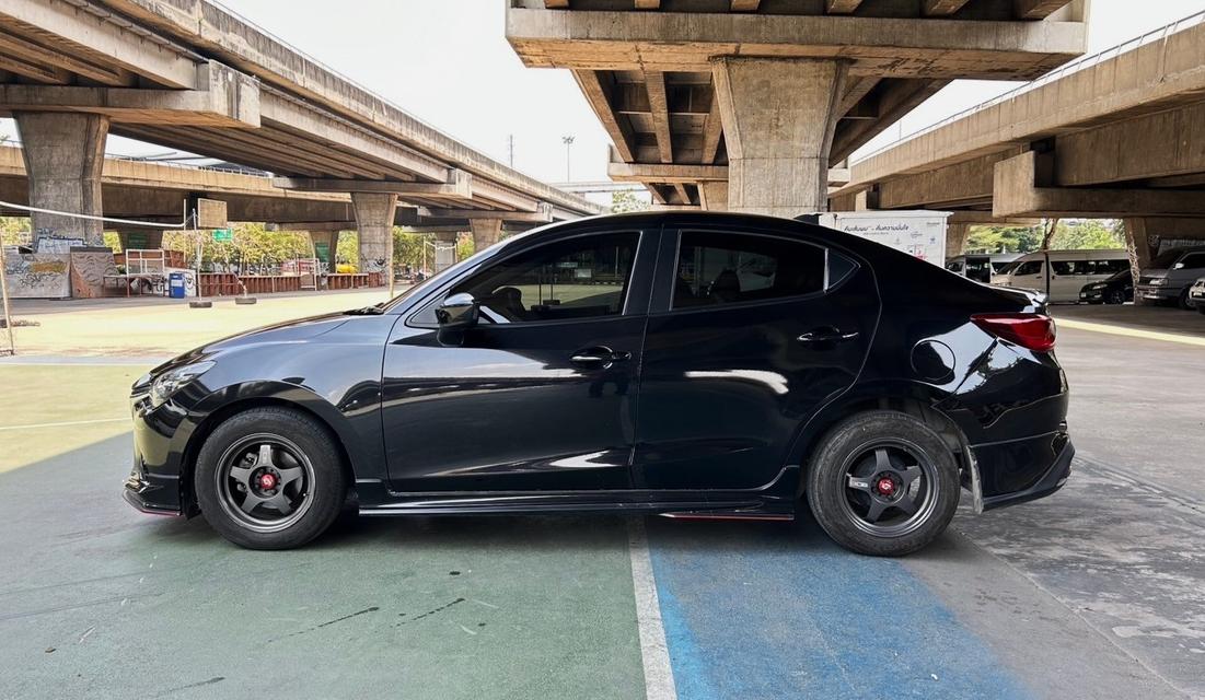 Mazda2 1.3 High Connect AT ปี 2016 4
