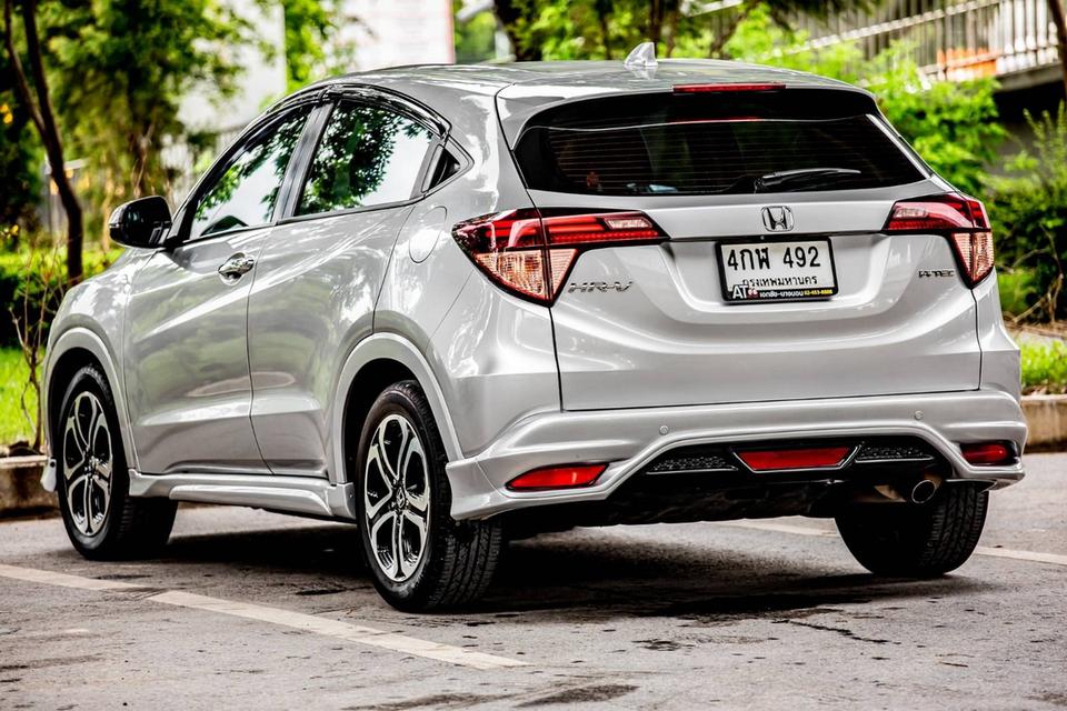 Honda #Hrv 1.8E สีเทา ปี 2016 รหัส GT492 7