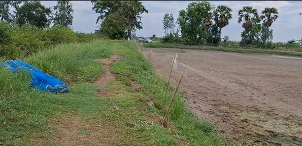 ที่ดินเปล่า 2ไร่ 3งาน กว่า อ.เมือง นครนายก ที่ดินเหมาะสำหับ เกษตรพอเพียง  ปลูกผัก เลี้ยงปลา ติดระบบชลประทาน อยู่ในเขตชุมชน มีนำทั้งปี 4