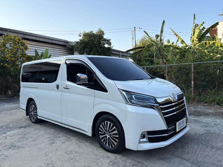 Toyota Majesty Grande ปี 2020 ไมล์ 68,xxx km 1,690,000 บาท