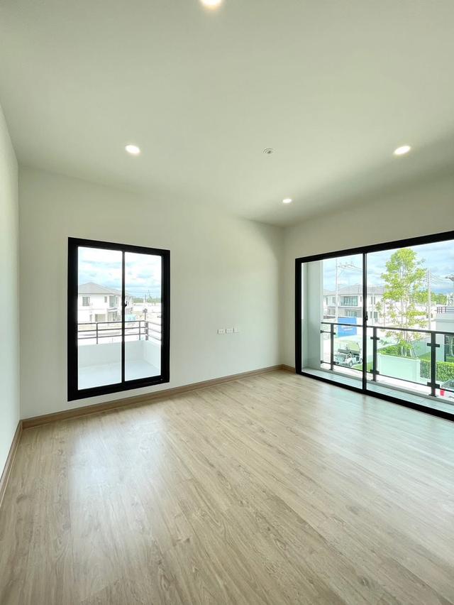 CAMBRIDGE 205 Sqm บ้านเดี่ยว 2 ชั้น 4 ห้องนอน 5 ห้องน้ำ 2 ที่จอดรถ 5