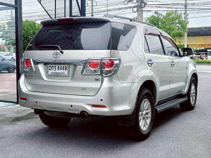 Toyota Fortuner 3.0V ปี13 8