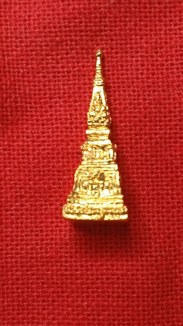 พระธาตุพนมจำลอง