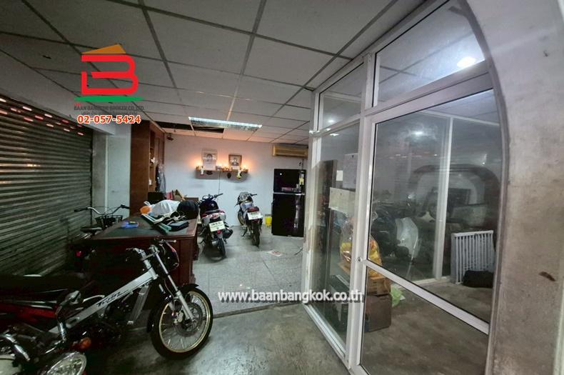 อาคารพาณิชย์ ซอยจันทน์ 44 เนื้อที่ 29.3 ตรว. ถนนจันทน์ 44 แขวงบ้านทวาย เขตบางรัก กรุงเทพมหานคร 2
