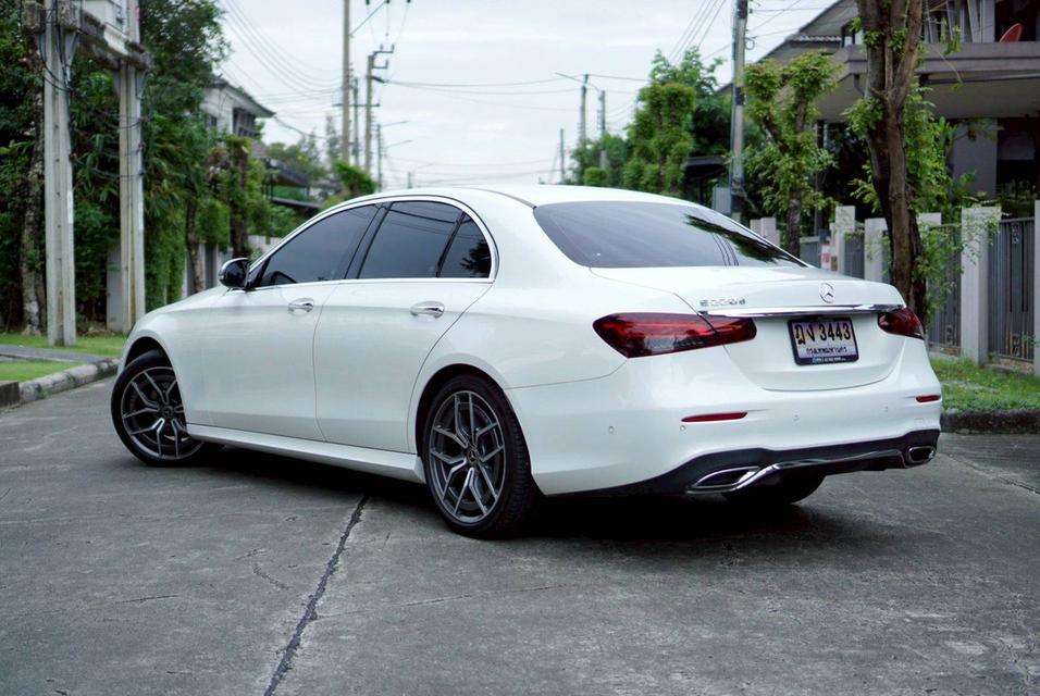 Mercedes-Benz E220d AMG Sport (Facelift) ปี 2021 รูปที่ 2