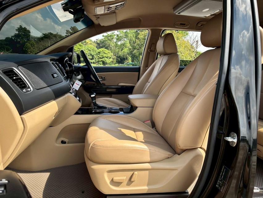 KIA GRAND CARNIVAL 2.2 EX MNC GEN3 12