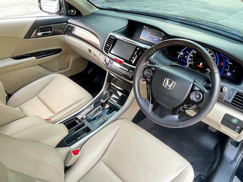 HONDA ACCORD 2.0 HYBRID (MNC) ปี 2017 สภาพนางฟ้า รูปที่ 9