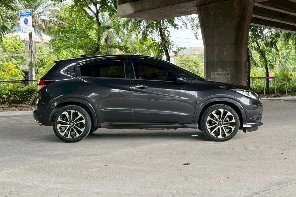 Honda HRV 1.8 E Limited AT ปี 2016 4