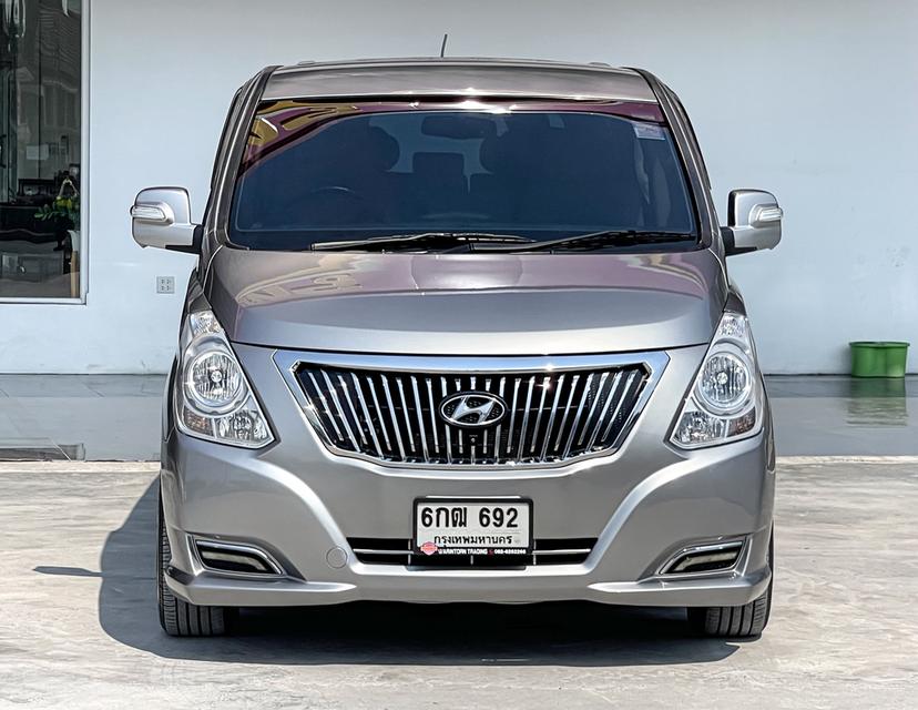 ขาย Hyundai H1 Grand Starex ปี17 2
