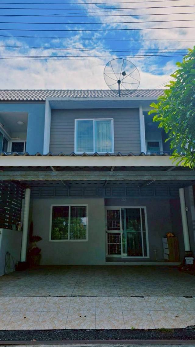 ขายทาวน์โฮม 2 ชั้น หมู่บ้านเดอะคัลเลอร์ เลชเชอร์ บางนา จังหวัดสมุทรปราการ 1