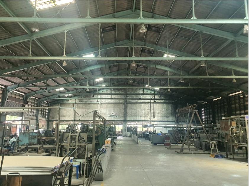 ที่ดินโรงงานและบ้านผู้บริหารหรู โรงงานพร้อมใบอนุญาต บ้านพักคนงาน โรงอาหาร ที่จอดรถ ป้อมยาม เนื้อที่ 9 ไร่  นครหลวง อยุธยา 35 ล้าน จาก 45 ล้าน