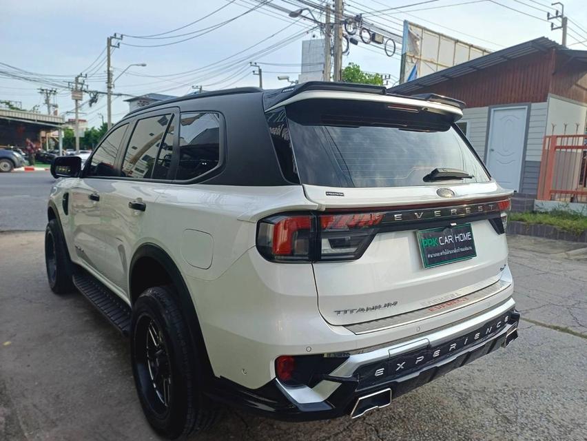 ปี2023 FORD EVEREST TITATIUM AUTO TOP ขับ 4