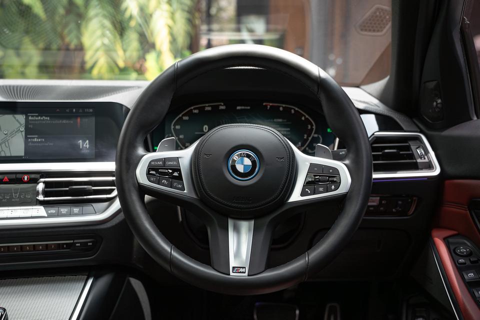 “BMW 330e M Sport Plug-in Hybrid” รุ่น G20 ปี 2022 4
