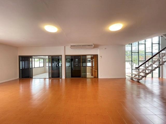 ให้เช่าบ้านเดี่ยว 2 ชั้น ซอยรัชดาภิเษก 19 ซอยวิภาวดีรังสิต 16  ลาดพร้าว 26 ใกล้ MRT รัชดา  15