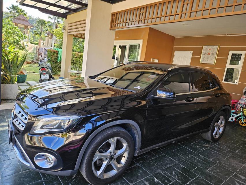 ขายรถยนต์ GLA200 ปี 19 ราคาดีสุด 9