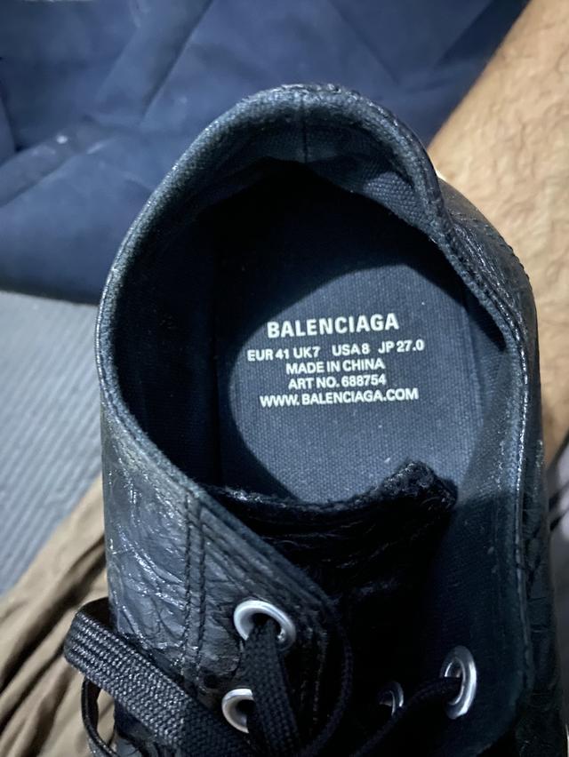 BALENCIAGA  …………,,…… รูปที่ 3