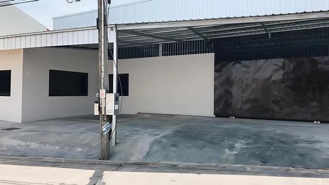 ให้เช่าโกดังใกล้ถนนบายพาส ชลบุรี เข้าซอยบ้านสวน-เลี่ยงเมือง 5 เพียง 200 เมตร เดินทางสะดวกใช้เวลาเดินทางเข้า อมตะนครแค่ 1 1