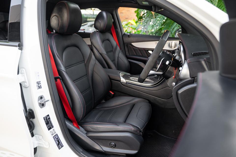 “Mercedes-AMG GLC43 4Matic Coupe” ปี 2022 รูปที่ 5