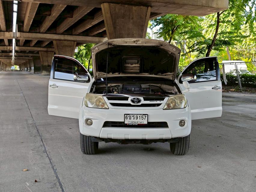 ขายรถ Toyota Fortuner 3.0V ปี 2007 สีขาว เกียร์ออโต้ 14