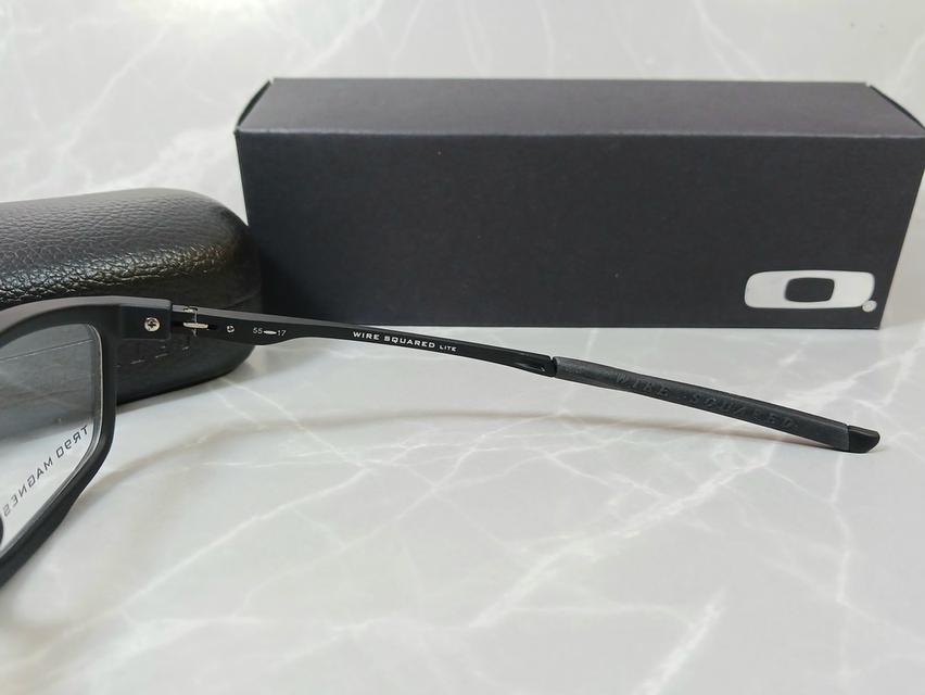 กรอบแว่นตา Oakley Black Edition  8