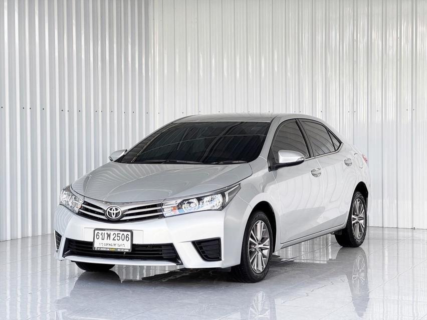 Toyota Altis 1.8E เบนซิน เกียร์ออโต้ ปี2014