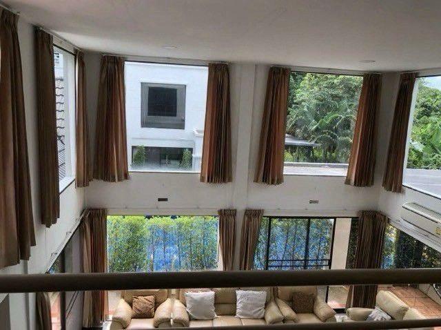 ให้เช่าบ้านเดี่ยวหลังใหญ่ 3 ชั้น หมู่บ้านนวธานี ซอยเสรีไทย 59 พื้นที่กว้าง 200 ตร.ว. เฟอร์นิเจอร์ครบพร้อมอยู่ ใกล้แฟชั่นไอส์แลนด์ บ้านเดี่ยว 3 ชั้น ห 3