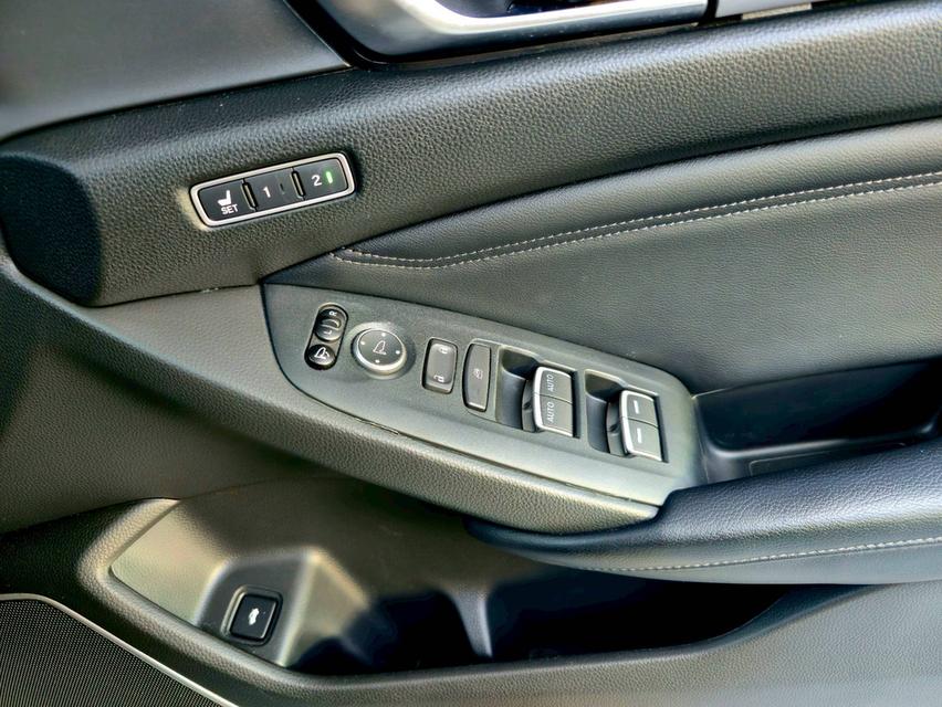 รหัสรถ BAC732 HONDA ACCORD 2.0 HYBRID (G10 MNC) ปี 2019 13