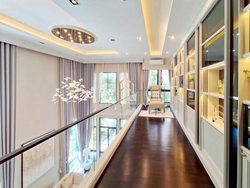 Luxury English-Style Detached House – The City Bangna 2 10
