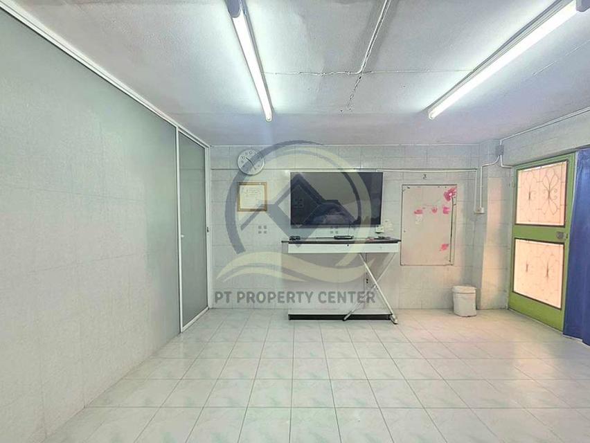 ขาย อาคารพาณิชย์ 4 ชั้น โครงการเฉลิมพระเกียรติ บางศรีเมือง พื้นที่เยอะ หลังมุม ติดถนน 4 เลน ราคาสุดพิเศษ 4