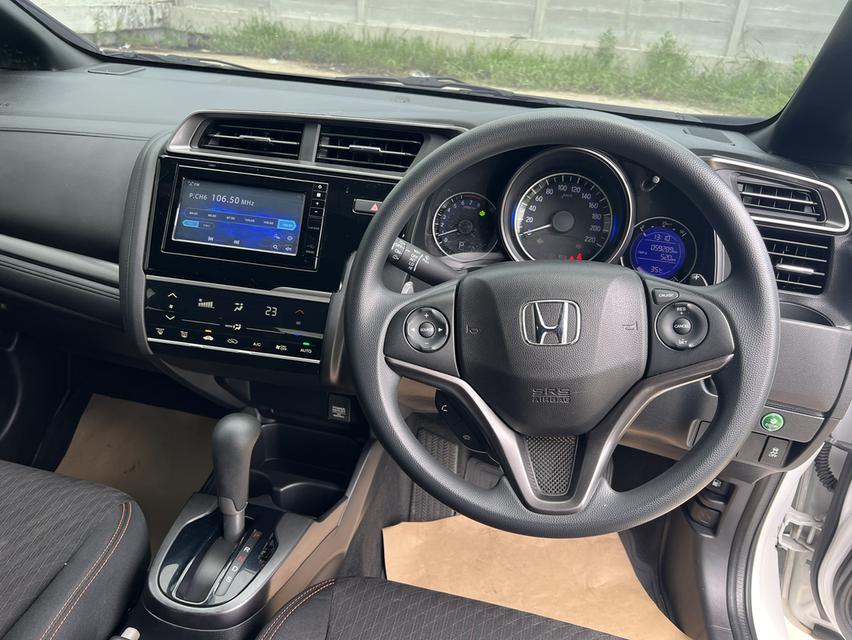 Honda Jazz 1.5 RS 2020 รูปที่ 11