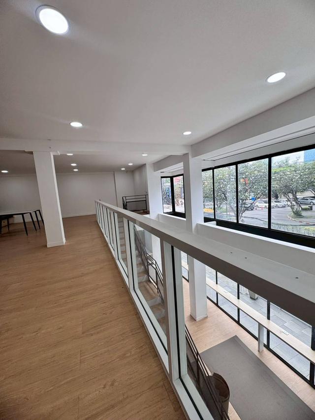 ให้เช่าพื้นที่ ชั้น 1 และชั้นลอย ทำเลเอกมัย ใกล้ BTS เอกมัย (N.1222) 6