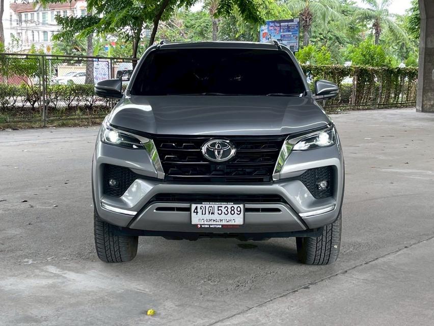 ขาย Toyota Fortuner 2.4V ปี23