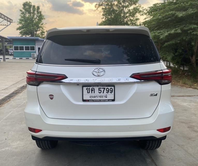 รหัสรถ KCY5799 TOYOTA FORTUNER 2.4V AUTO 4WD ปี 2021