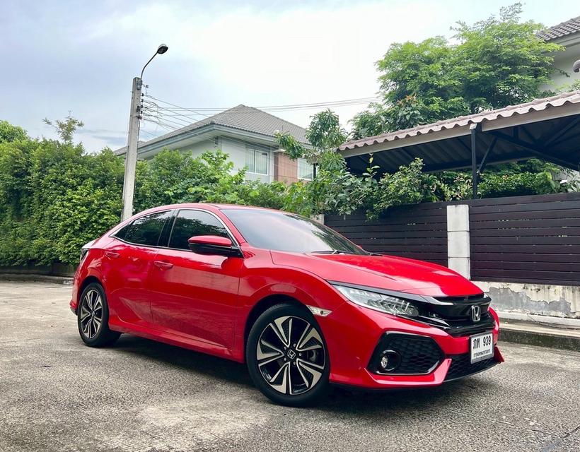 HONDA CIVIC FK 1.5 TURBO  ปี 2018 Top สีแดง  7