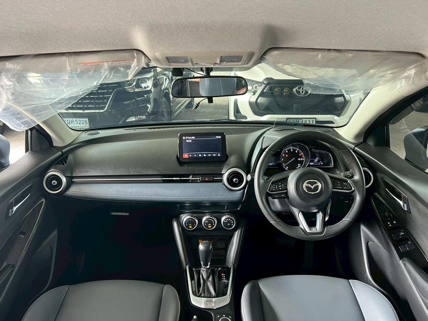 ปี 2020 MAZDA 2, 1.3 SP โฉม ปี14-ปัจจุบัน 5Dr ไมล์แท้104,316 km. คู่มือ+บุ๊คเซอร์วิสครบ 19