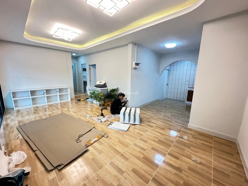 หมู่บ้านมีนบุรีการ์เด้นโฮม ราษฎร์อุทิศ 10