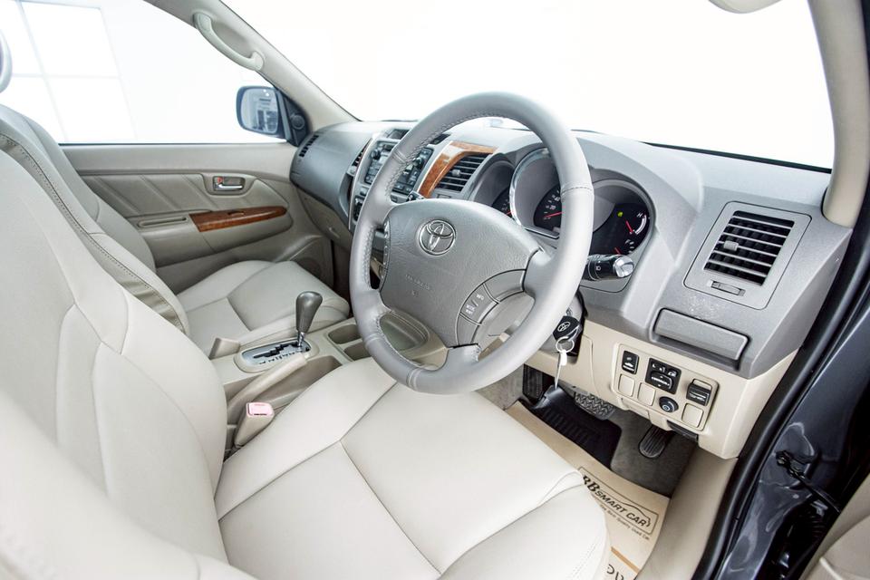 รหัสรถ 1D801 FORTUNER 2.7 V เบนซิน+LPG 12