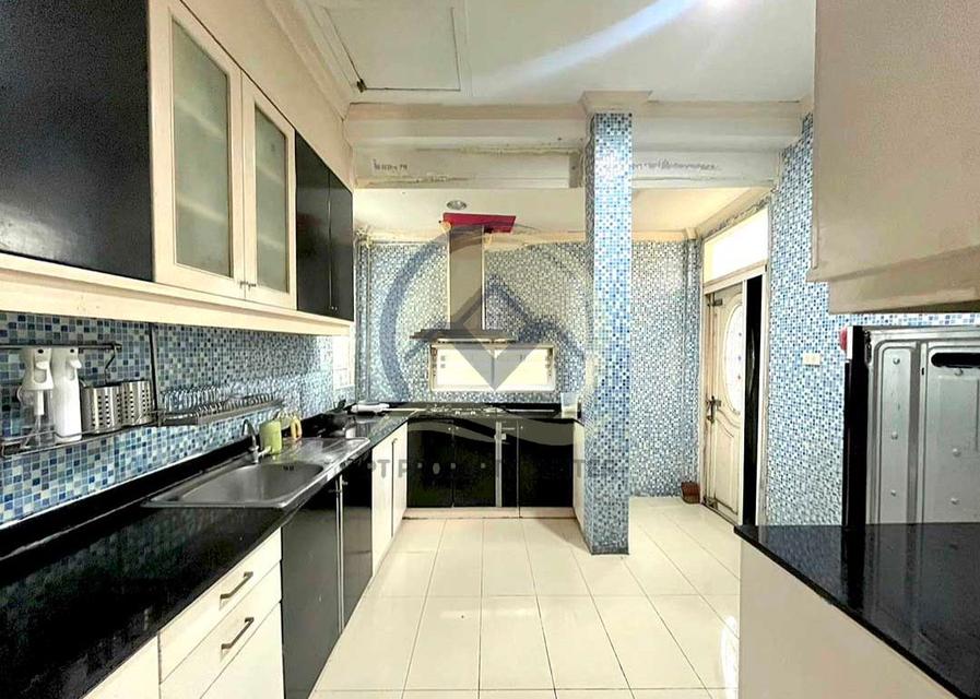 โครงการศิรดา ถนนกาญจนาภิเษก บ้านเดี่ยว 2 ชั้น หลังมุม ภายในมี 2 หลัง มีส่วนต่อเติม เฟอร์นิเจอร์บิวท์อิน ขายราคาพิเศษสุดๆ ต่อรองได้ 18