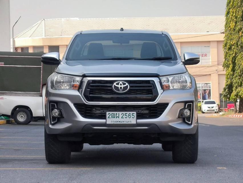 Toyota Revo 2.4 E Prerunner Auto ปี2018 2