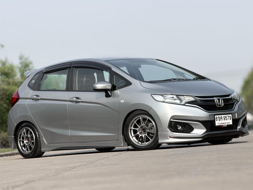 Honda Jazz GK V 2019 AT รูปที่ 5