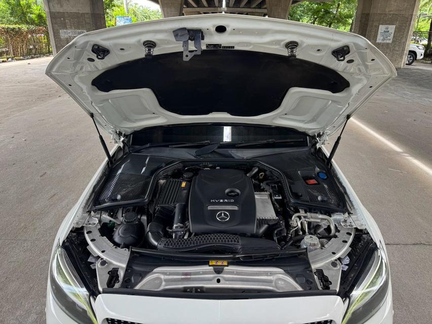 🚗 2022 Mercedes-Benz C300e AMG Dynamic AT รูปที่ 20