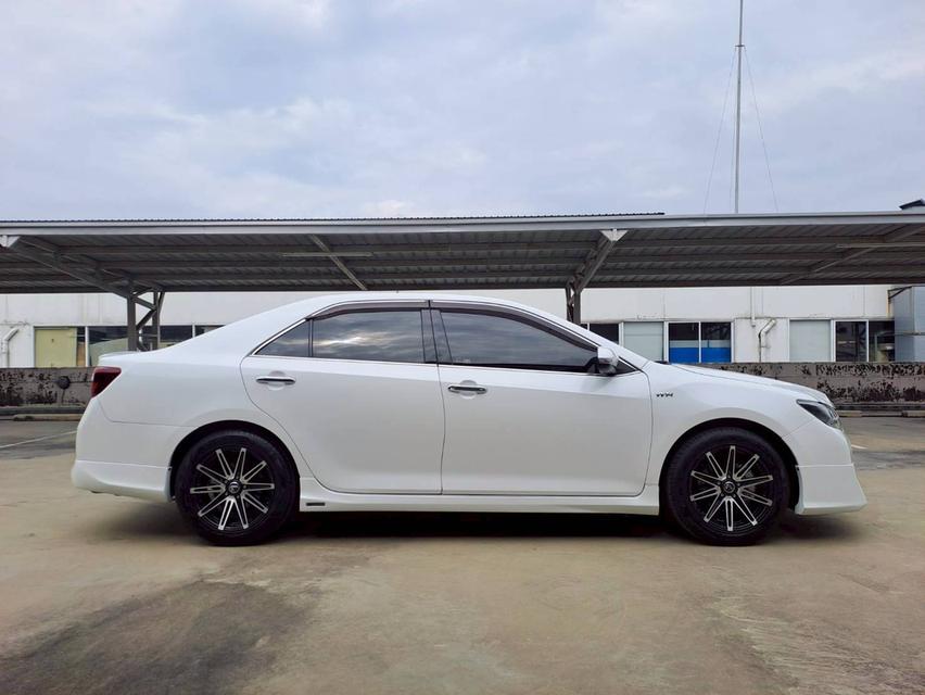 TOYOTA CAMRY 2.0 G EXTREMO ปี2014 รถประวัติดี เข้าศูนย์ตลอด ไม่เคยติดแก๊ส น้ำมันล้วนๆ สีขาว 9